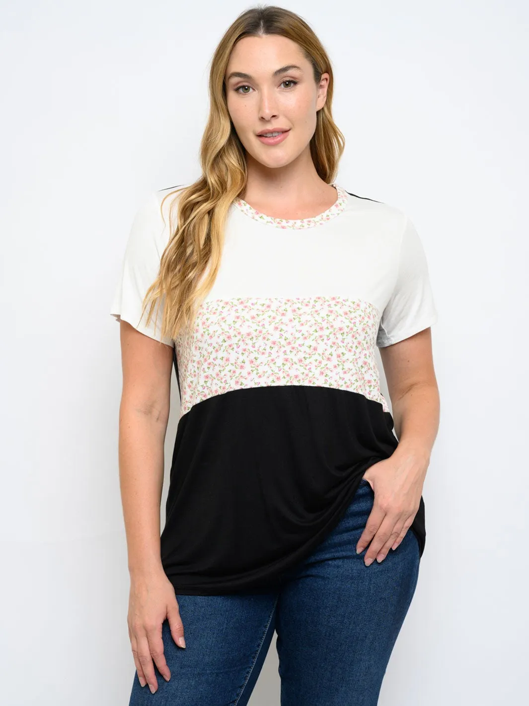 PLUS SIZE SHORT SLEEVE COLORBLOCK TOP