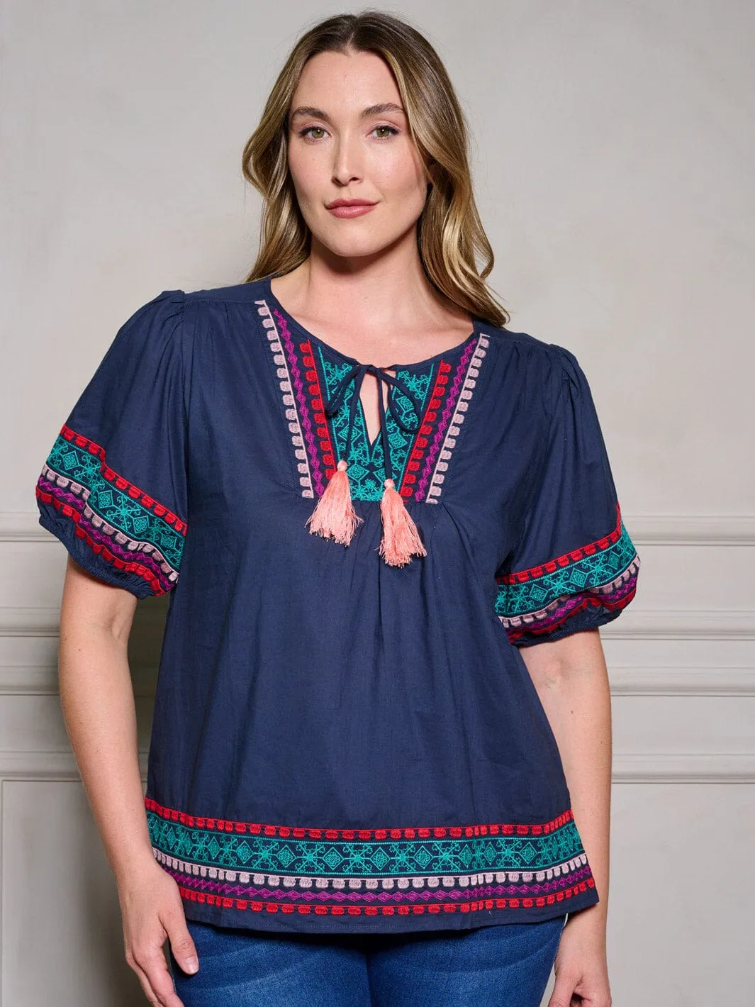 PLUS SIZE SHORT SLEEVE EMBROIDERY TUNIC TOP