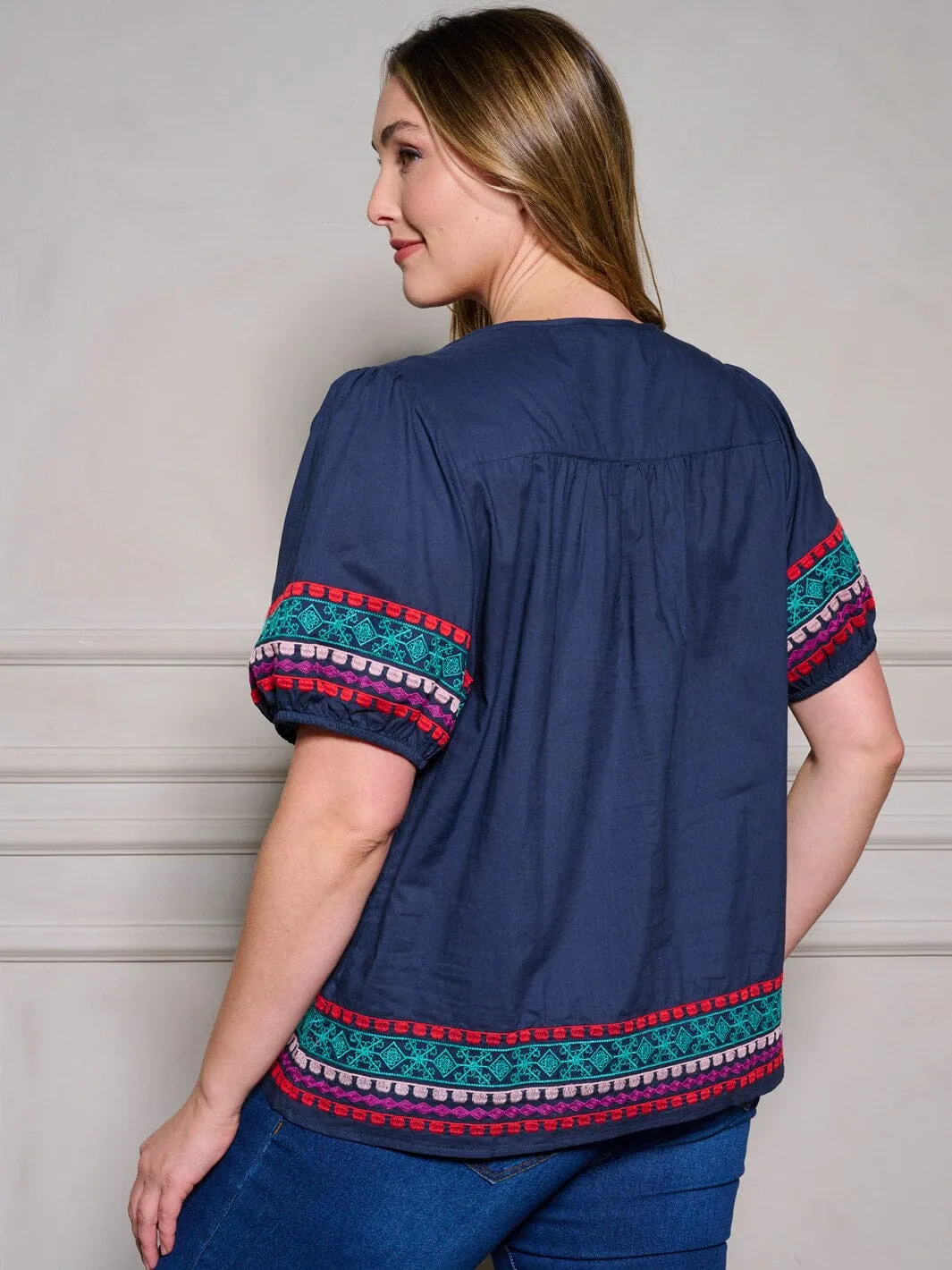 PLUS SIZE SHORT SLEEVE EMBROIDERY TUNIC TOP
