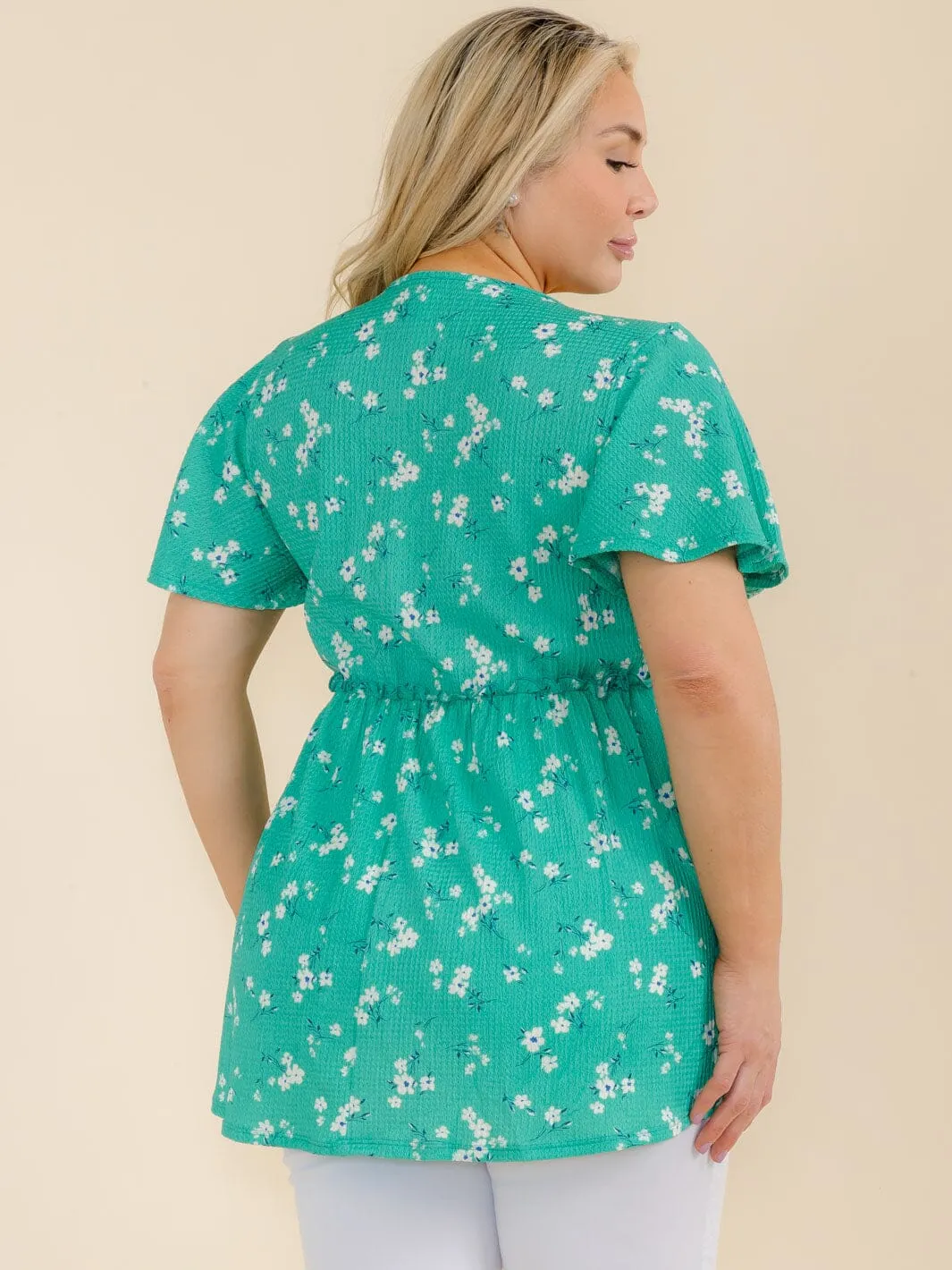 PLUS SIZE SHORT SLEEVE TIERED ELASTIC WAIST FLORAL PRINT TUNIC BLOUSE