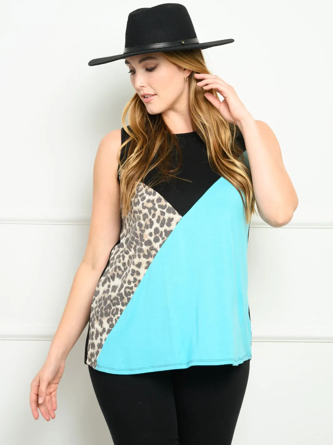 PLUS SIZE SLEEVELESS ANIMAL PRINT CONTRAST TANK TOP
