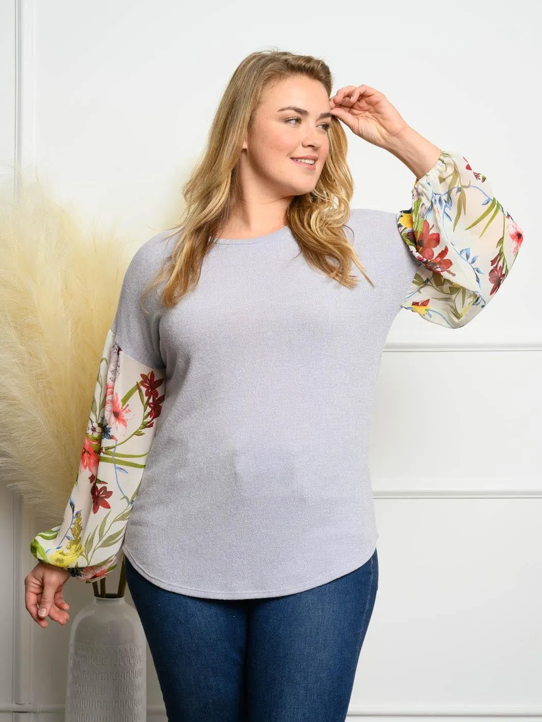 PLUS SIZE SOLID KNIT CONTRAST FLORAL CHIFFON SLEEVE TOP