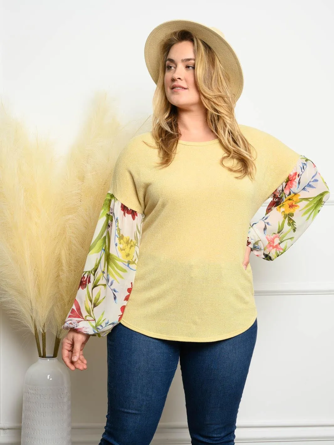 PLUS SIZE SOLID KNIT CONTRAST FLORAL CHIFFON SLEEVE TOP
