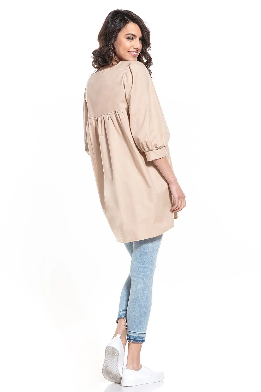 Pointed Neckline Creased Tunic Top