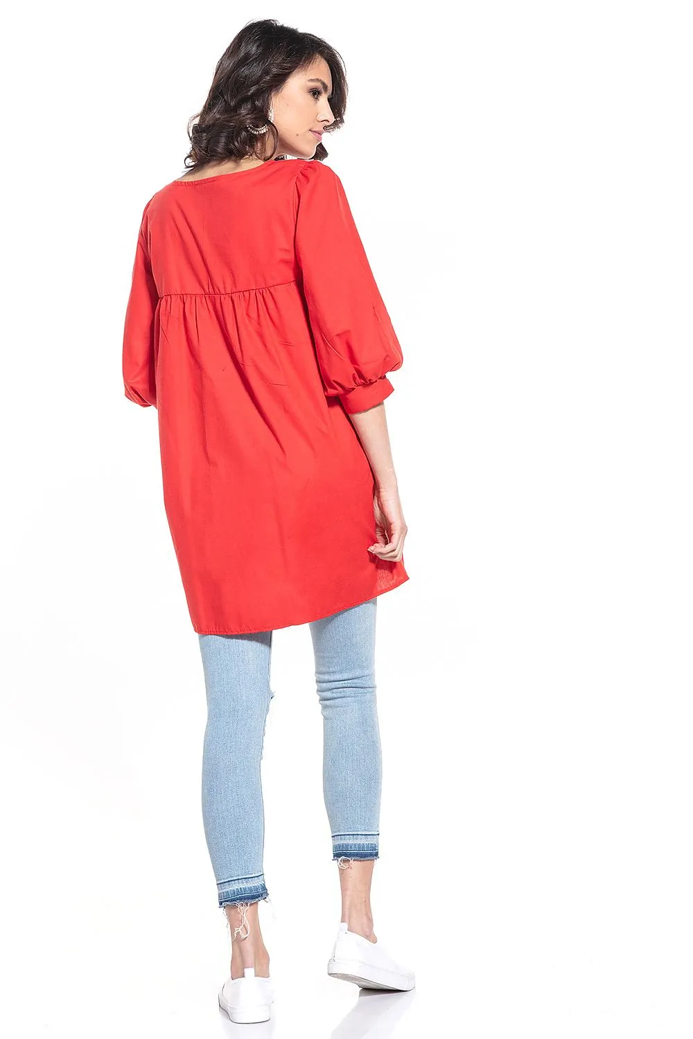 Pointed Neckline Creased Tunic Top