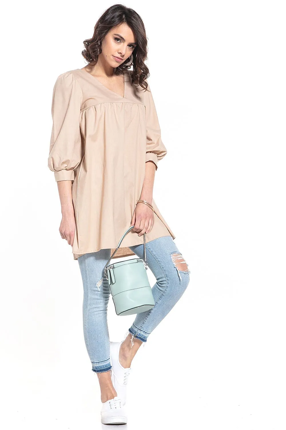 Pointed Neckline Creased Tunic Top