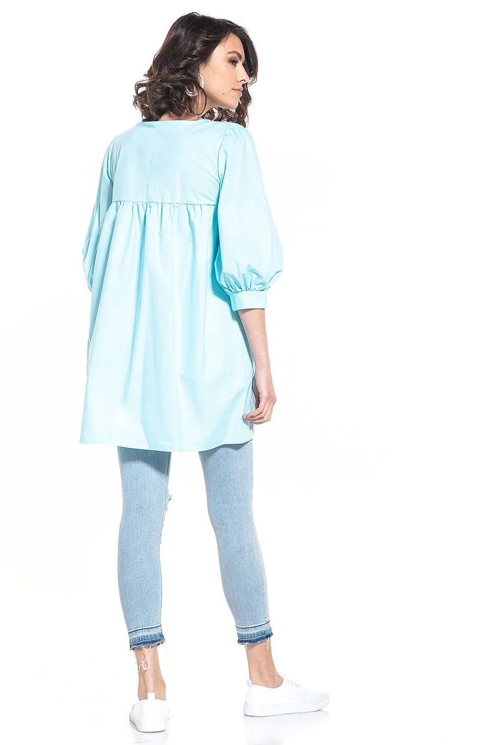 Pointed Neckline Creased Tunic Top