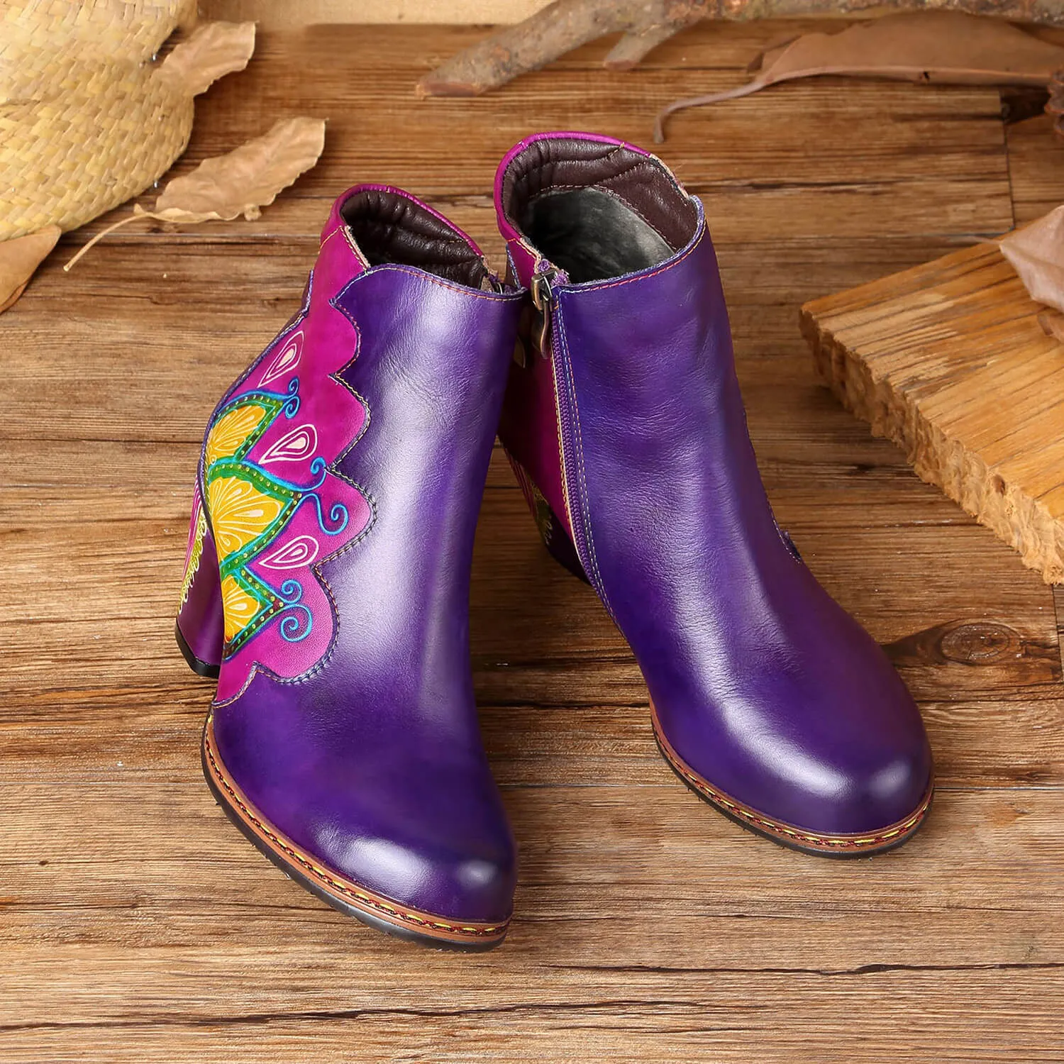 Retro Pattern Leather Zipper Ankle Boots