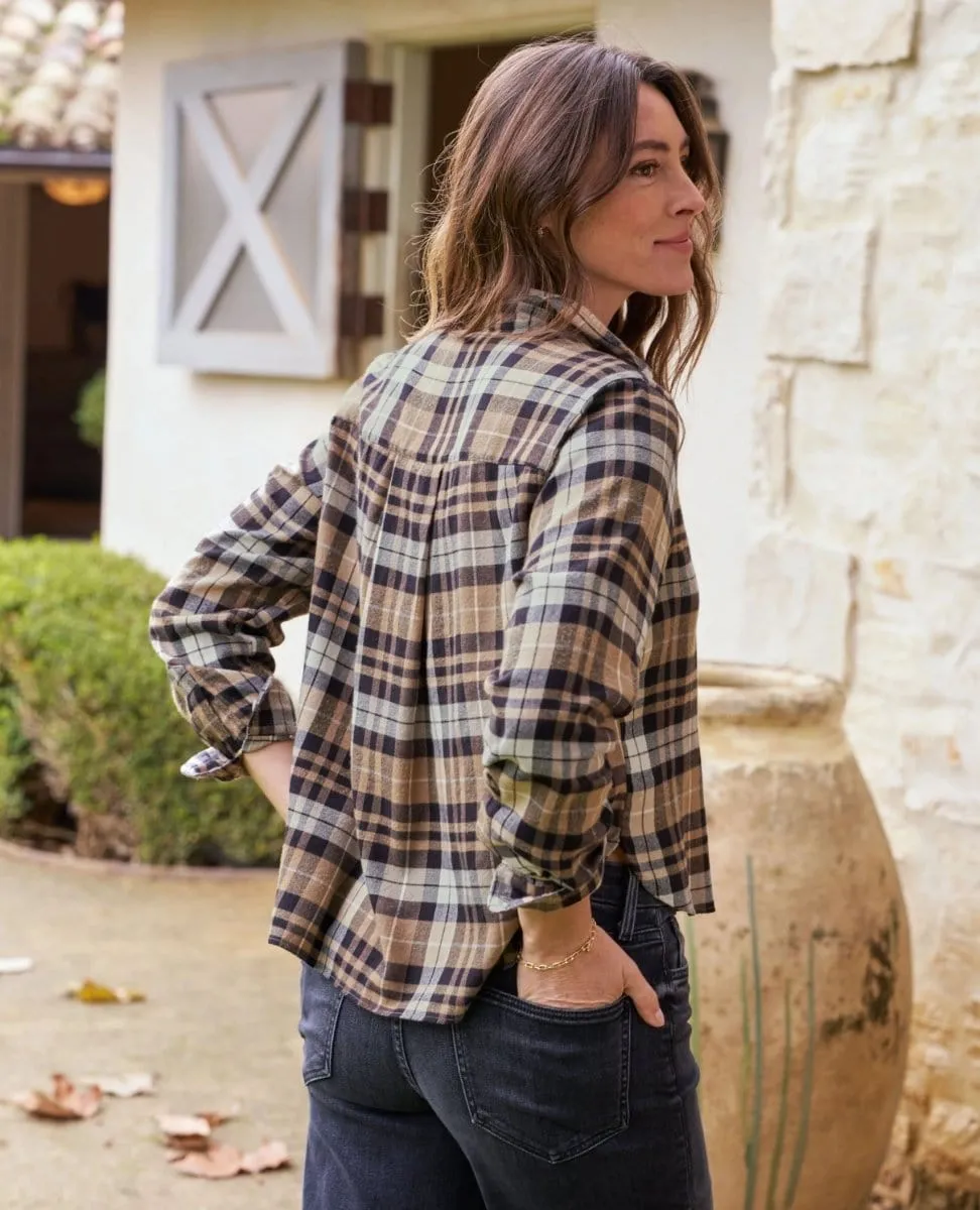 Silvio Untuckable Sand Camel Black Plaid
