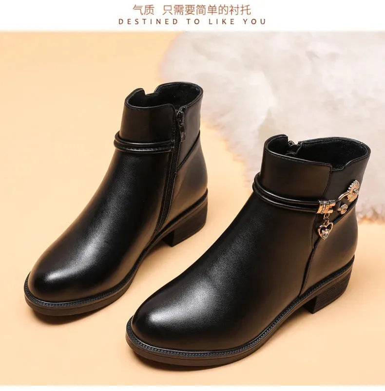 Soft Leather Women's Boots 2023 Spring Winter Thick Wool Lined Genuine Leather Woman Snow Boots Women Shoes Platform Boots botas