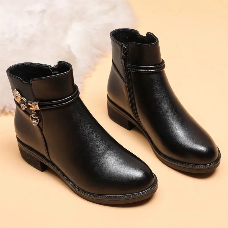Soft Leather Women's Boots 2023 Spring Winter Thick Wool Lined Genuine Leather Woman Snow Boots Women Shoes Platform Boots botas