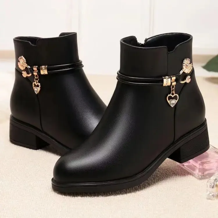 Soft Leather Women's Boots 2023 Spring Winter Thick Wool Lined Genuine Leather Woman Snow Boots Women Shoes Platform Boots botas