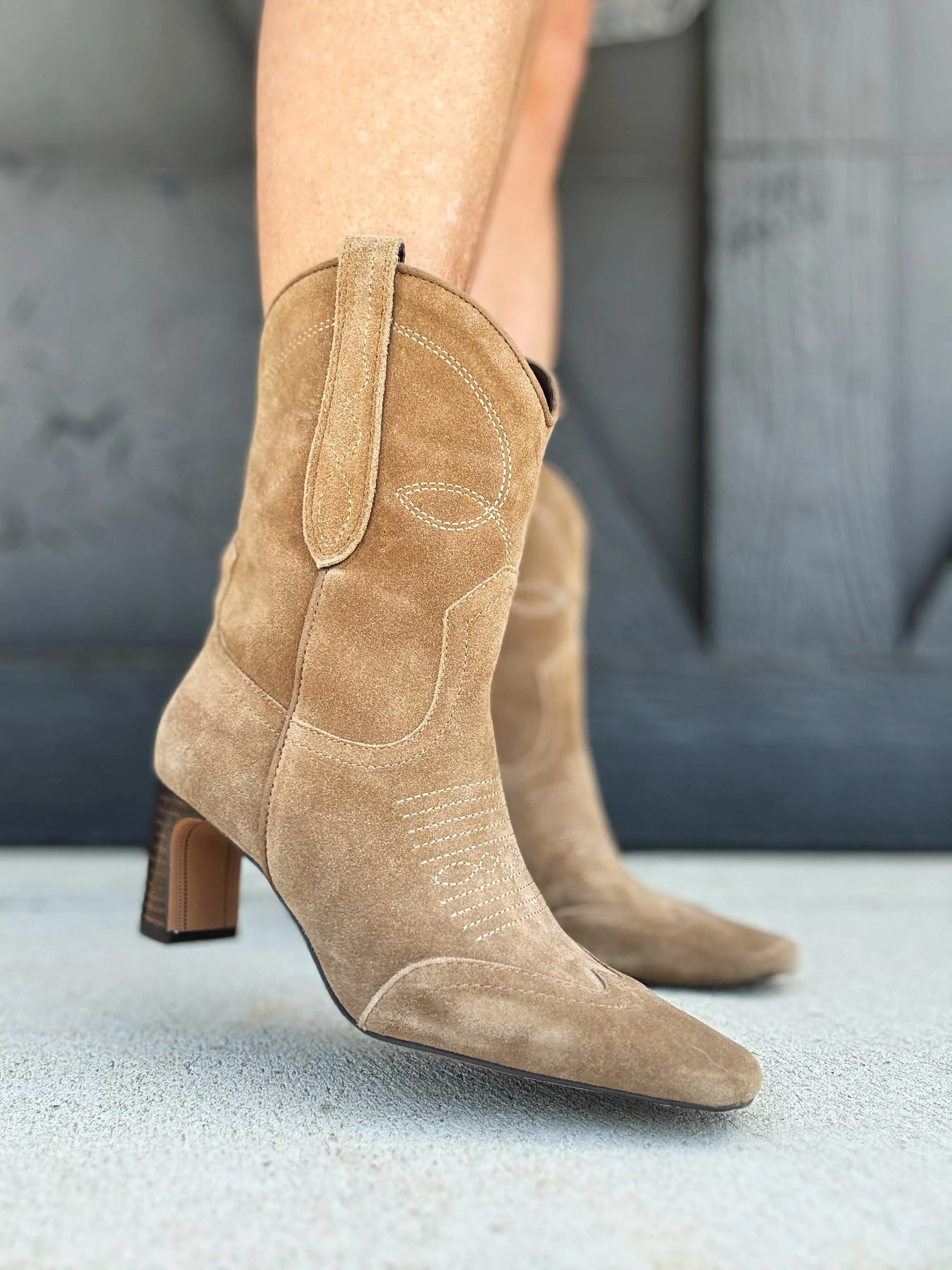 Steve Madden Josefine Suede Western Booties