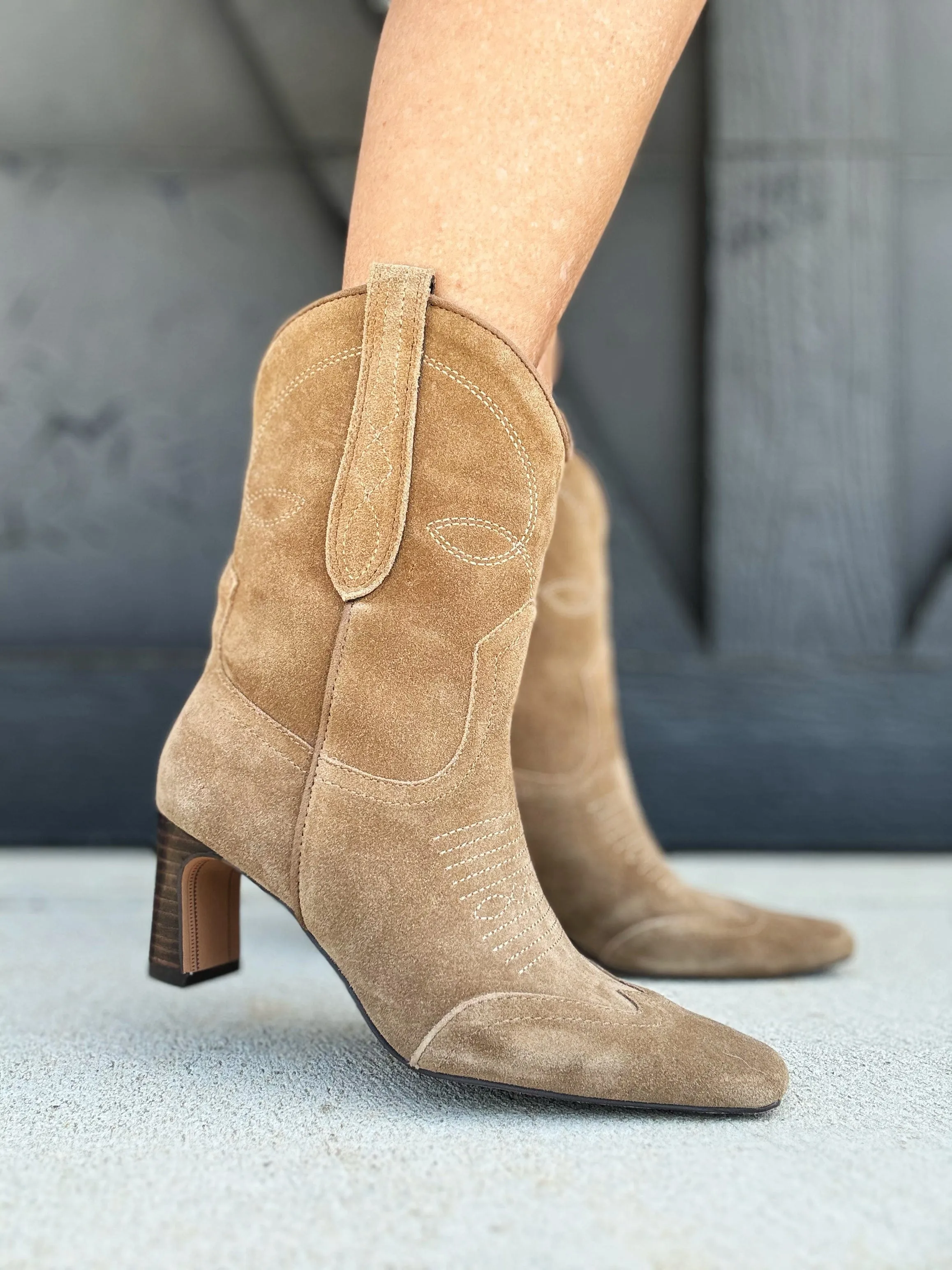 Steve Madden Josefine Suede Western Booties