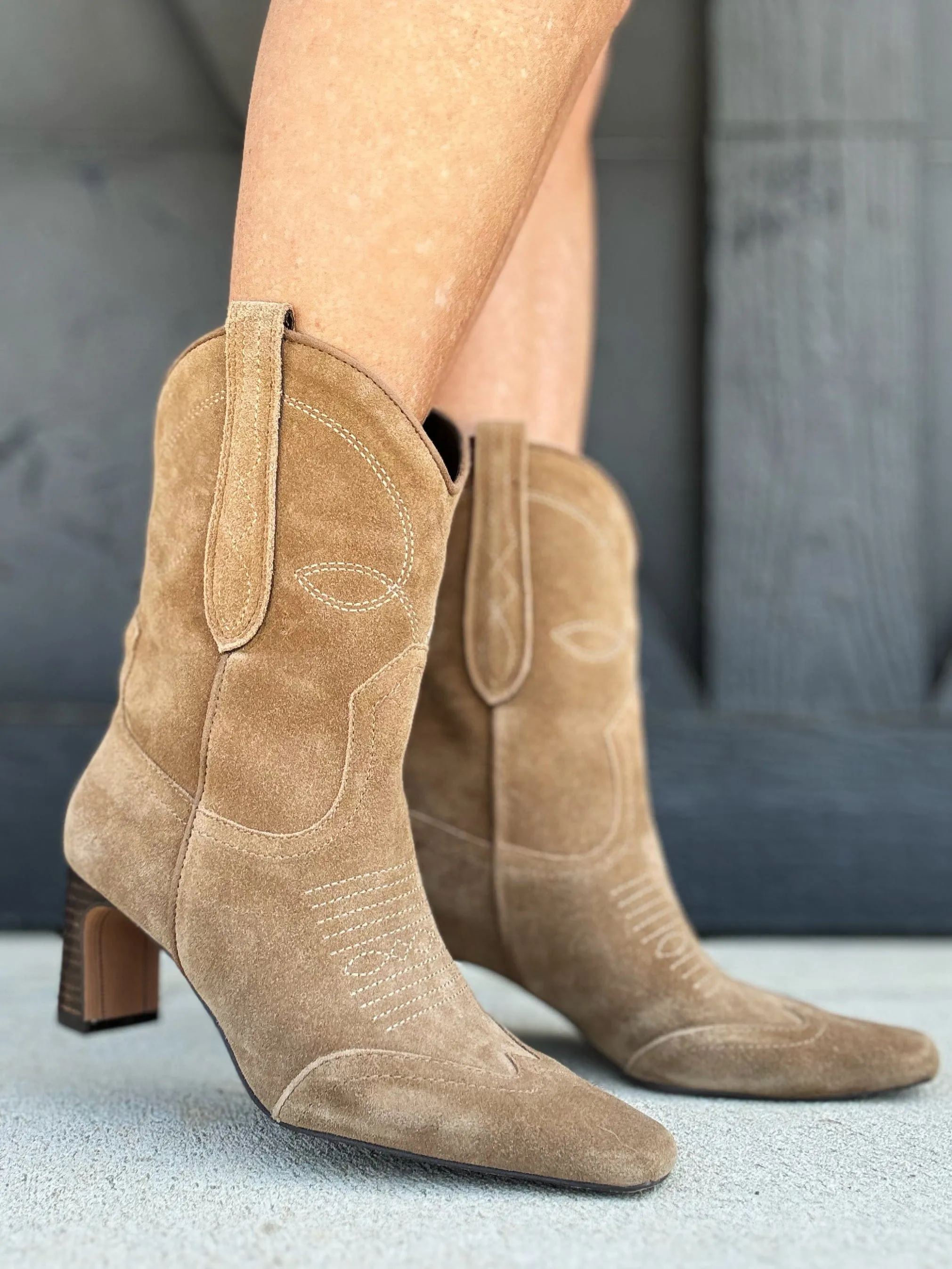 Steve Madden Josefine Suede Western Booties