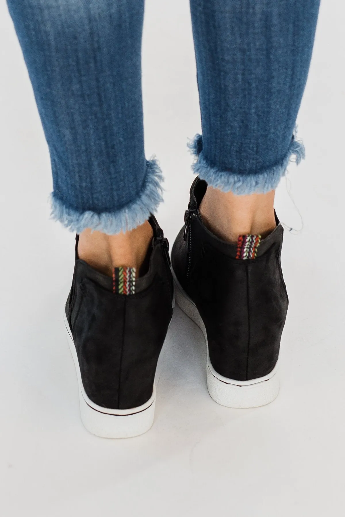 Sugar Glossy Wedges- Black