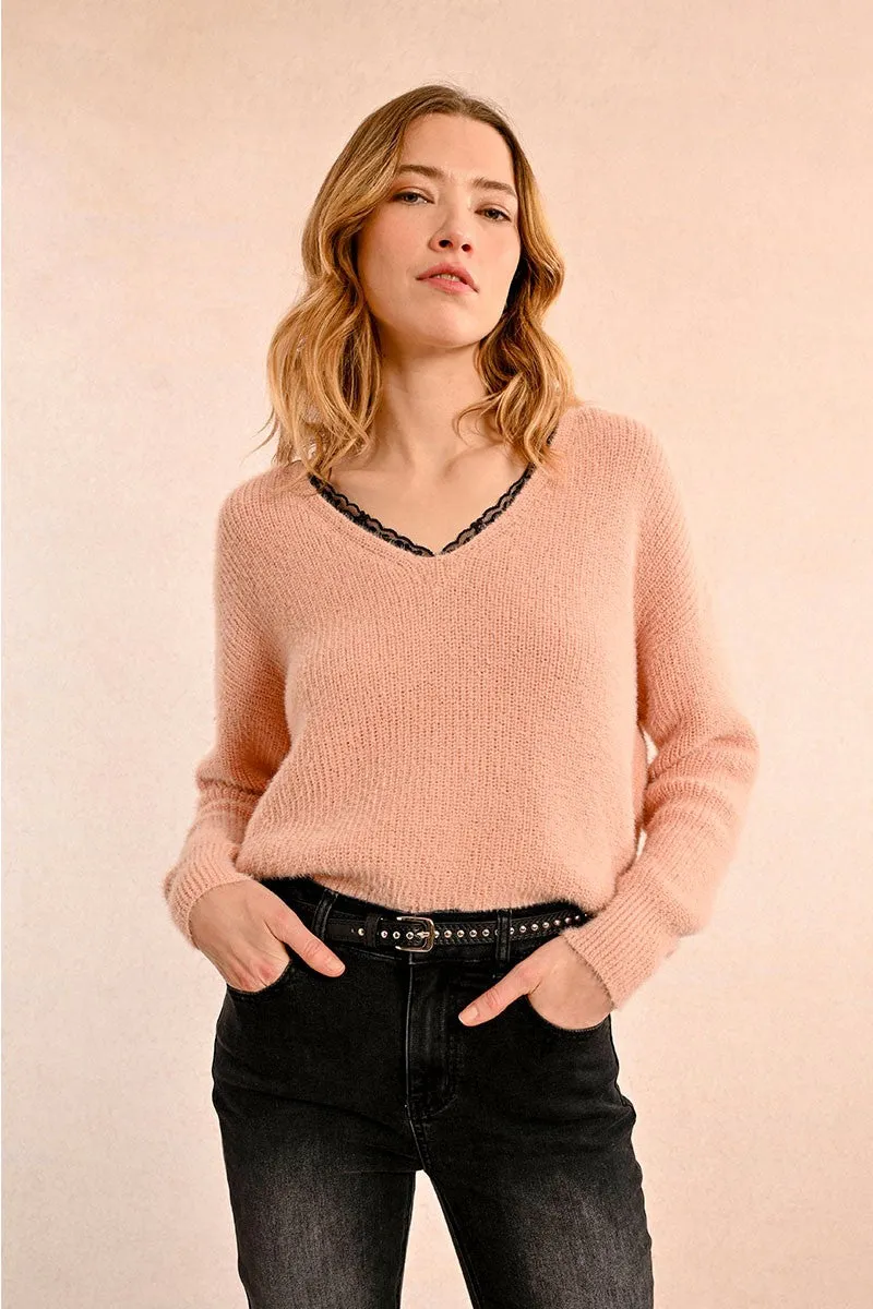 THIN, STUDDED BELT