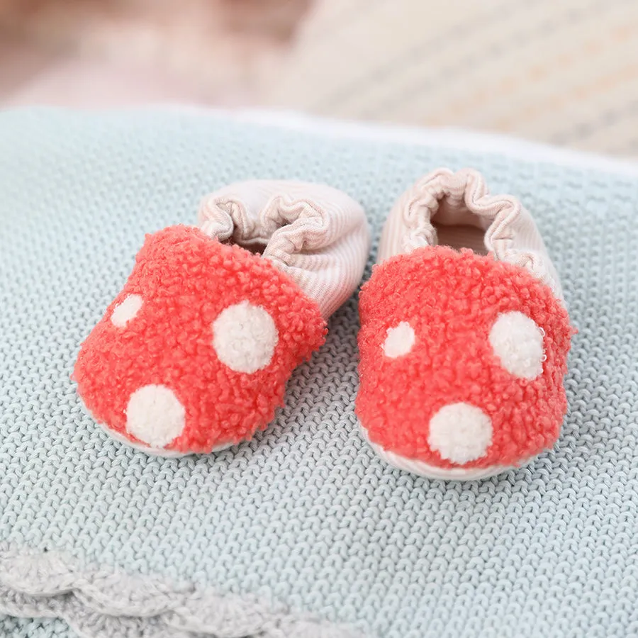 Toadstool Booties in Bag (0-6 MONTHS)
