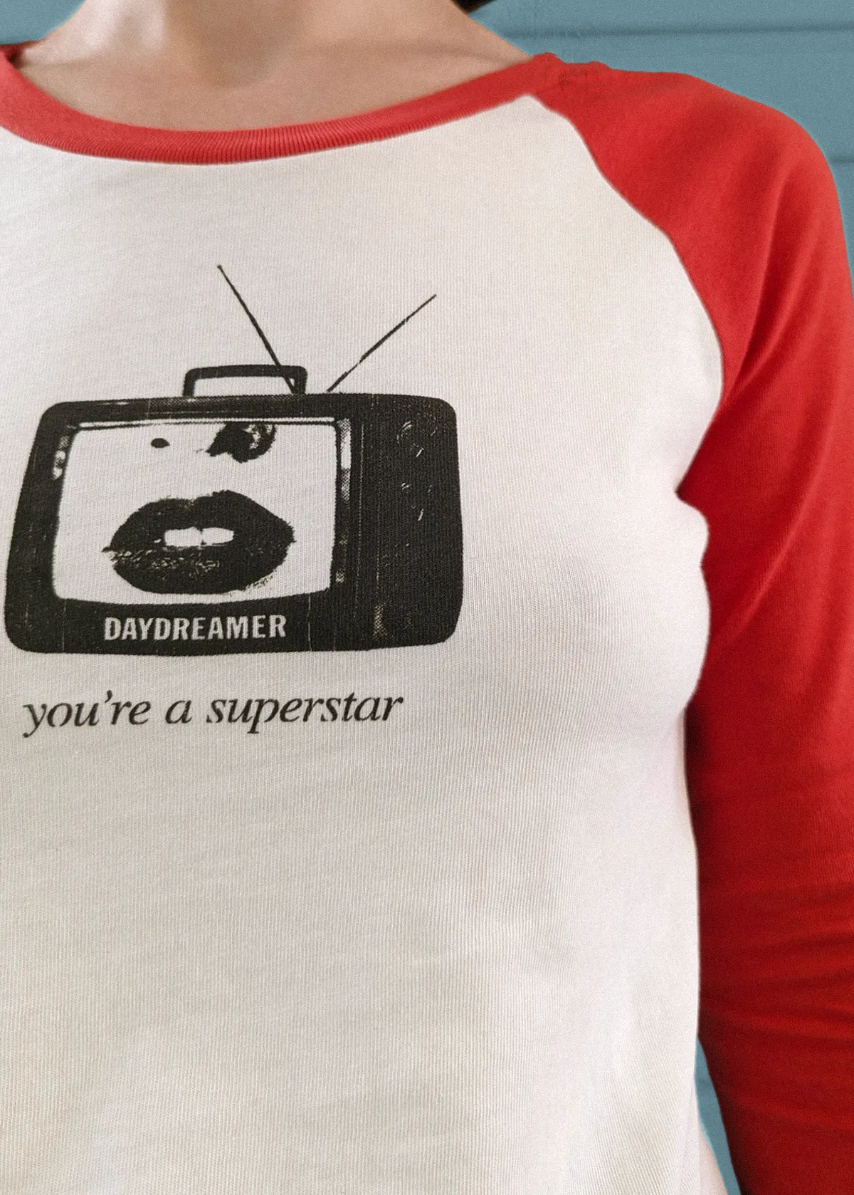 TV Superstar Raglan