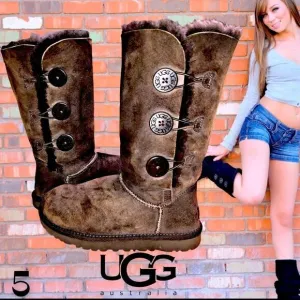 UGG Bailey, 3 Button Brown Boots Authentic