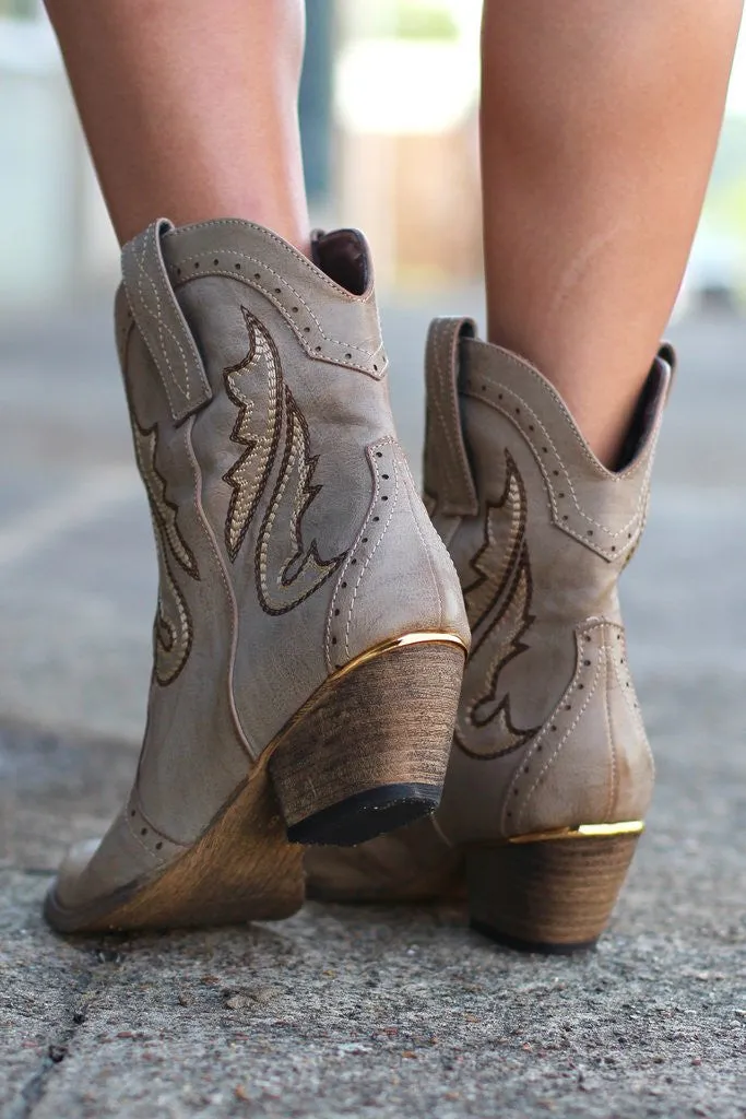 Very Volatile | Markie Western Bootie