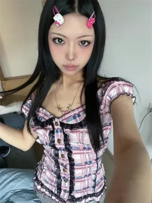 Vintage Sweet Pink Plaid V-neck Lace Shirts Women Y2k Slim Fit Single Breasted Blouses 2025 Spring Short Sleeve Blusas Mujer