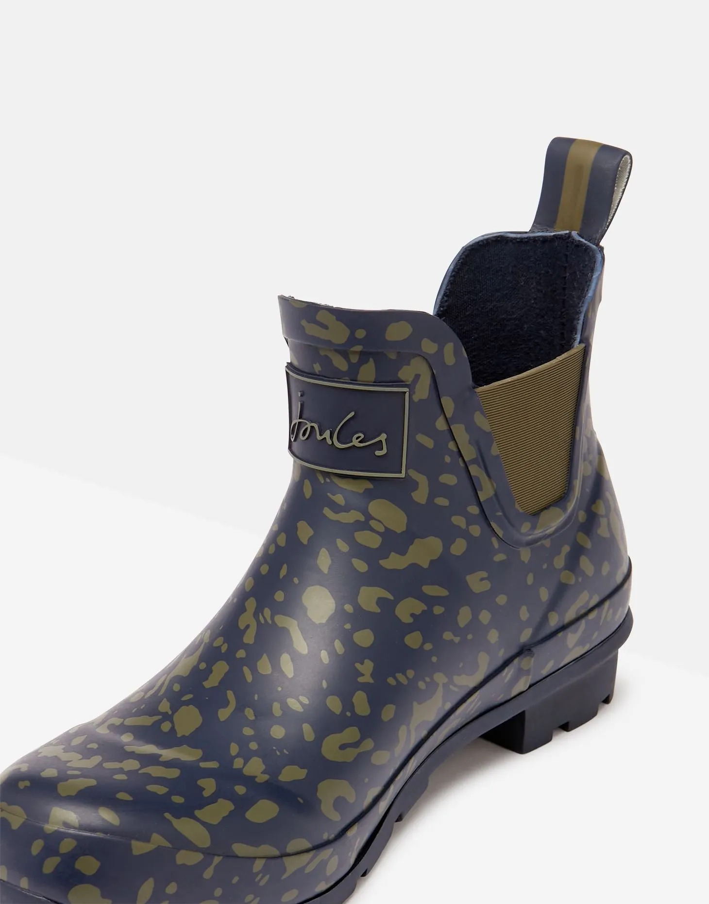 Wellibob short rain boots in navy/khaki leopard