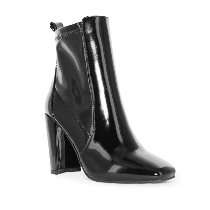 Wild Diva Slay-13 Patent Leather Square Toe Heel Ankle Boots