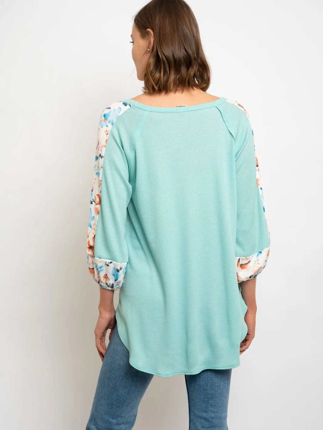 WOMEN'S 3/4 FLORAL SLEEVES V-NECK TUNIC TOP
