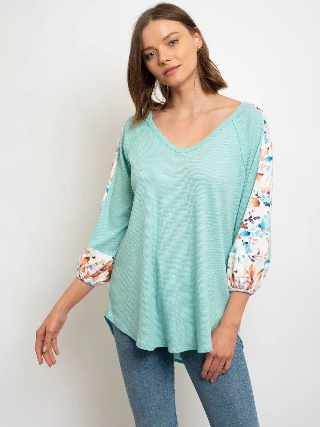 WOMEN'S 3/4 FLORAL SLEEVES V-NECK TUNIC TOP