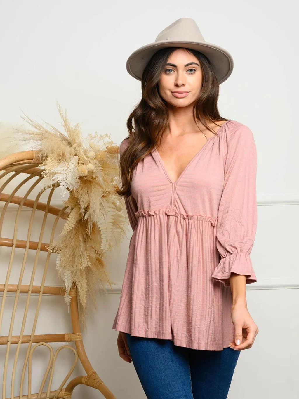 WOMEN'S 3/4 SLEEVE V-NECK BABYDOLL TOP