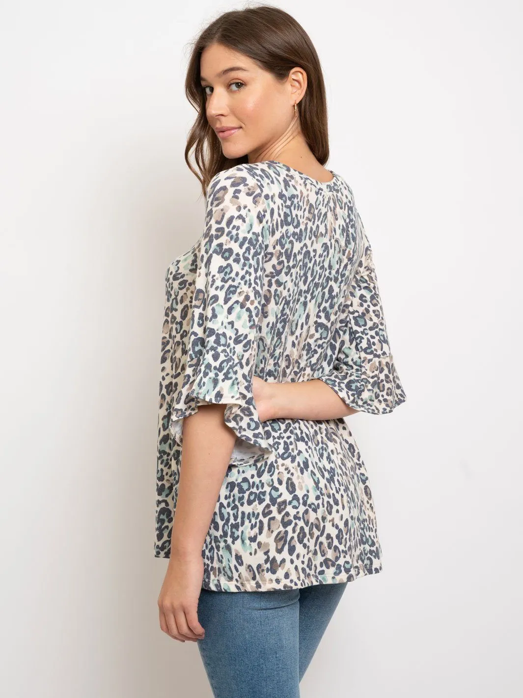 WOMEN'S ANIMAL PRINT 3/4 RUFFLE SLEEVE TUNIC TOP
