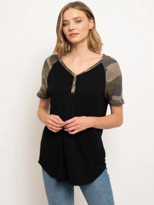 WOMEN'S ARMY PRINT V-NECK BUTTONS TUNIC TOP