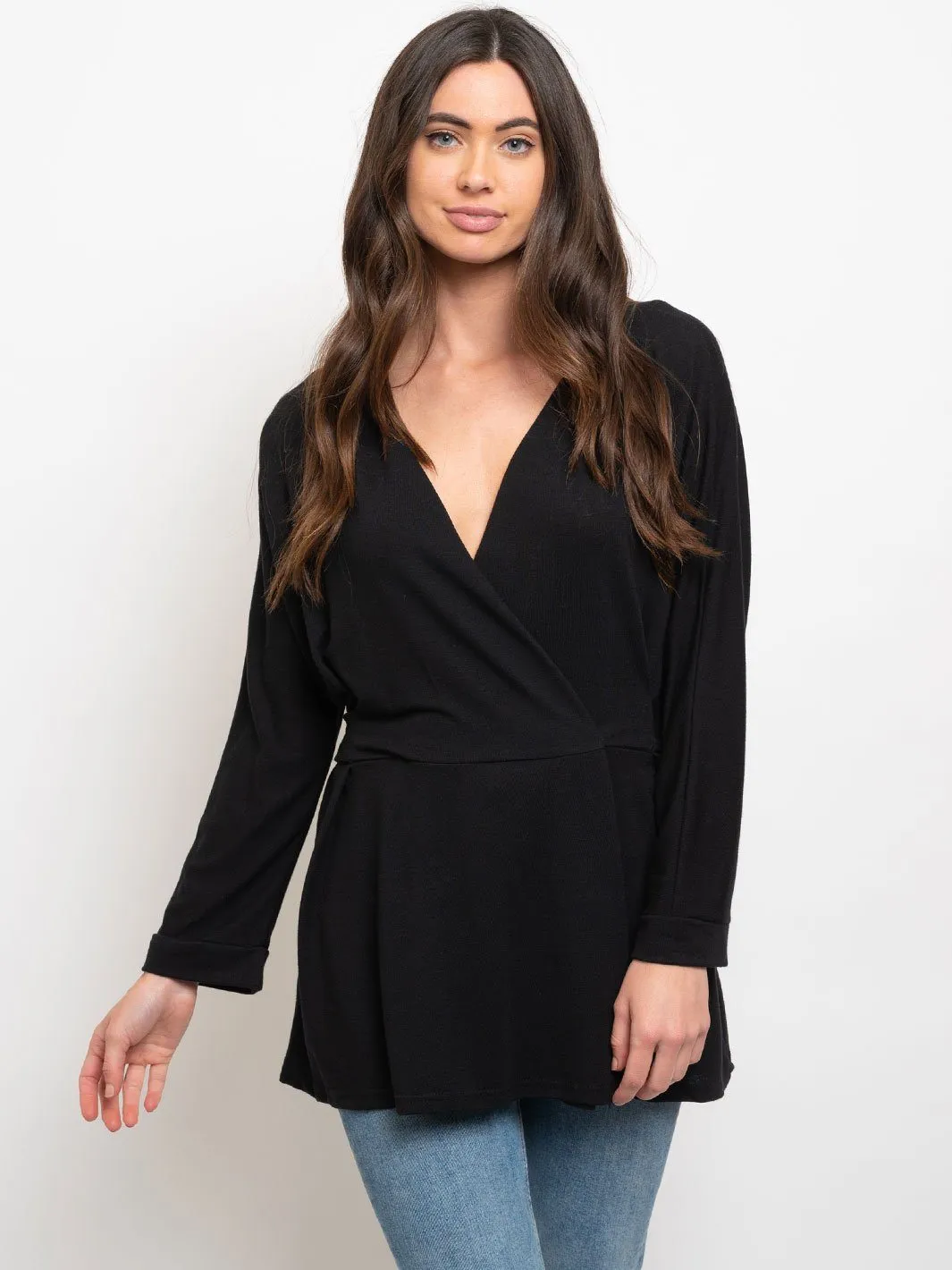 WOMEN'S FRONT TIE V NECK TOP