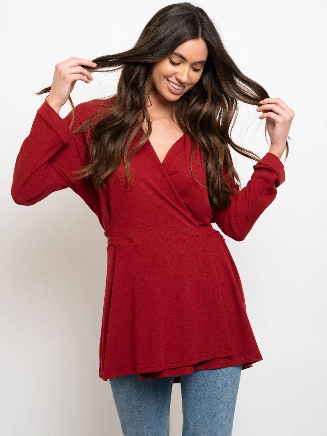WOMEN'S FRONT TIE V NECK TOP
