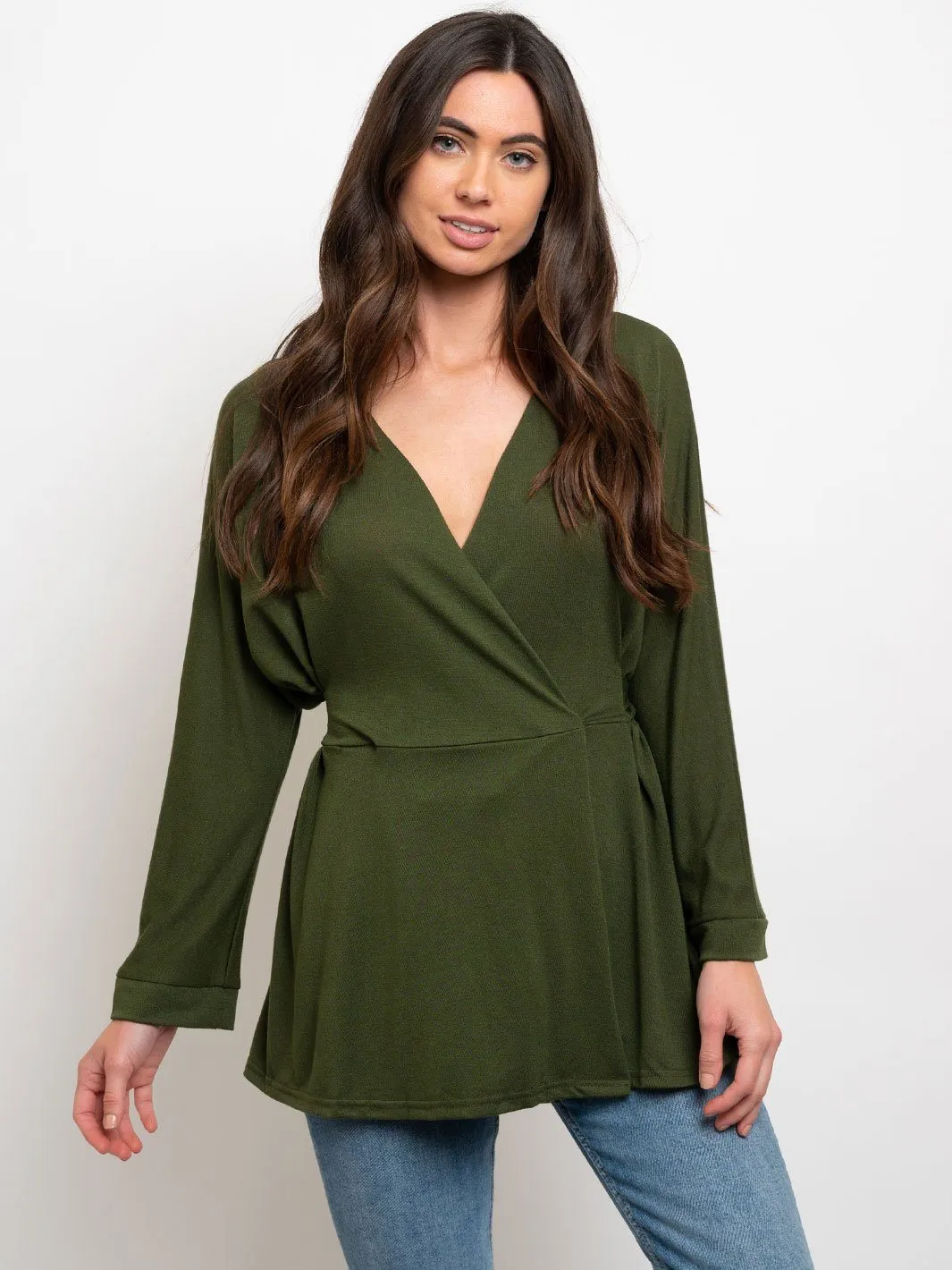 WOMEN'S FRONT TIE V NECK TOP