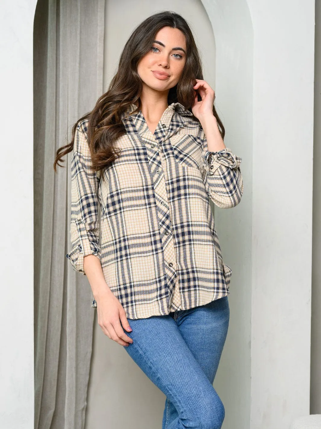 WOMEN'S LONG SLEEVE BUTTON UP FRONT POCKETS PLAID TOP