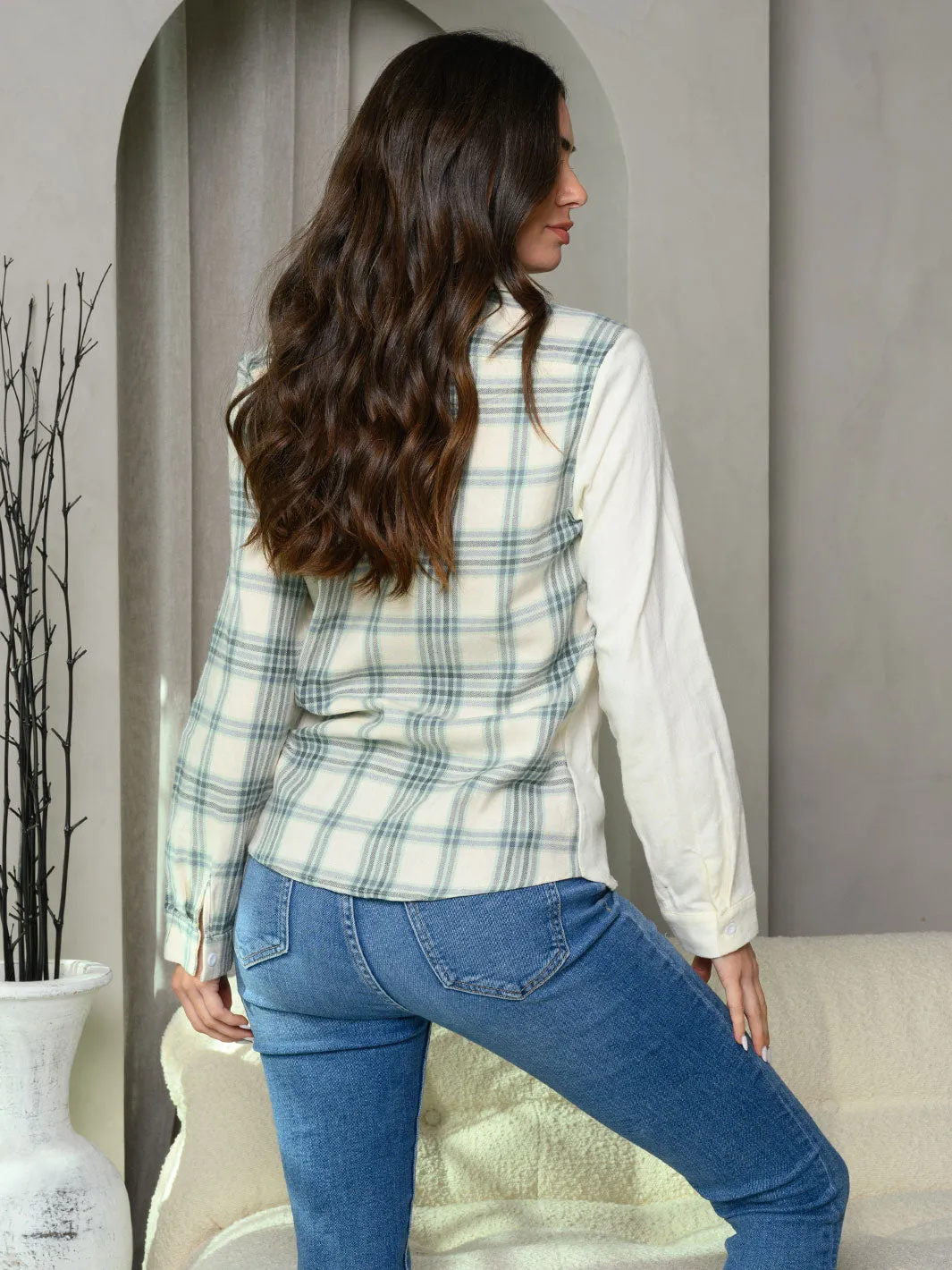 WOMEN'S LONG SLEEVE FRONT POCKET BUTTON UP SOLID PLAID CONTRAST TOP