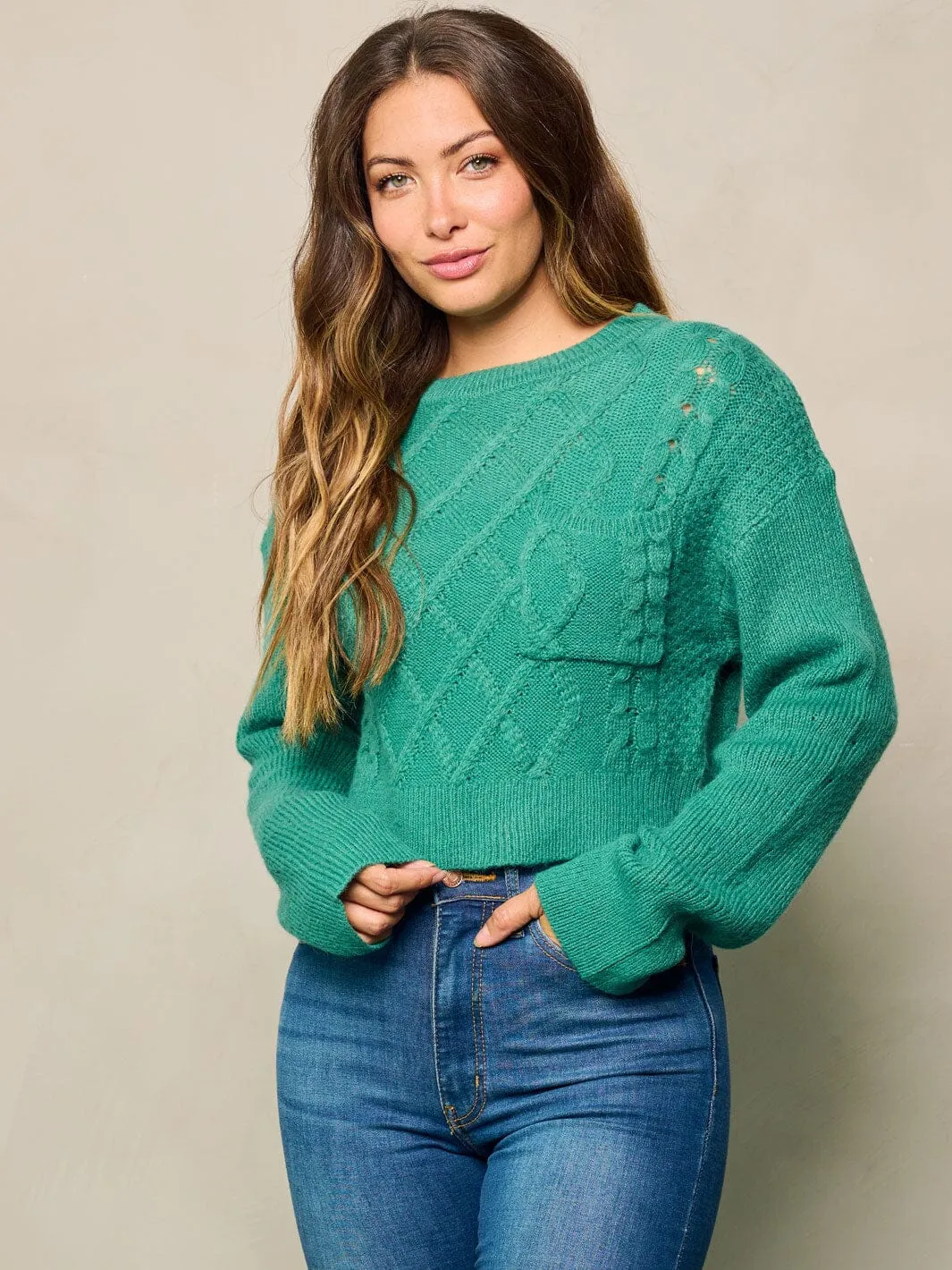 WOMEN'S LONG SLEEVE FRONT POCKET DETAILED CROP TOP