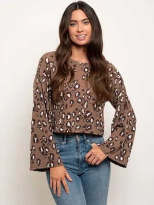 WOMEN'S LONG SLEEVE FRONT POCKET TOP