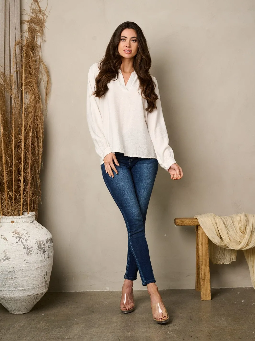 WOMEN'S LONG SLEEVE V-NECK LOOSE FIT TOP