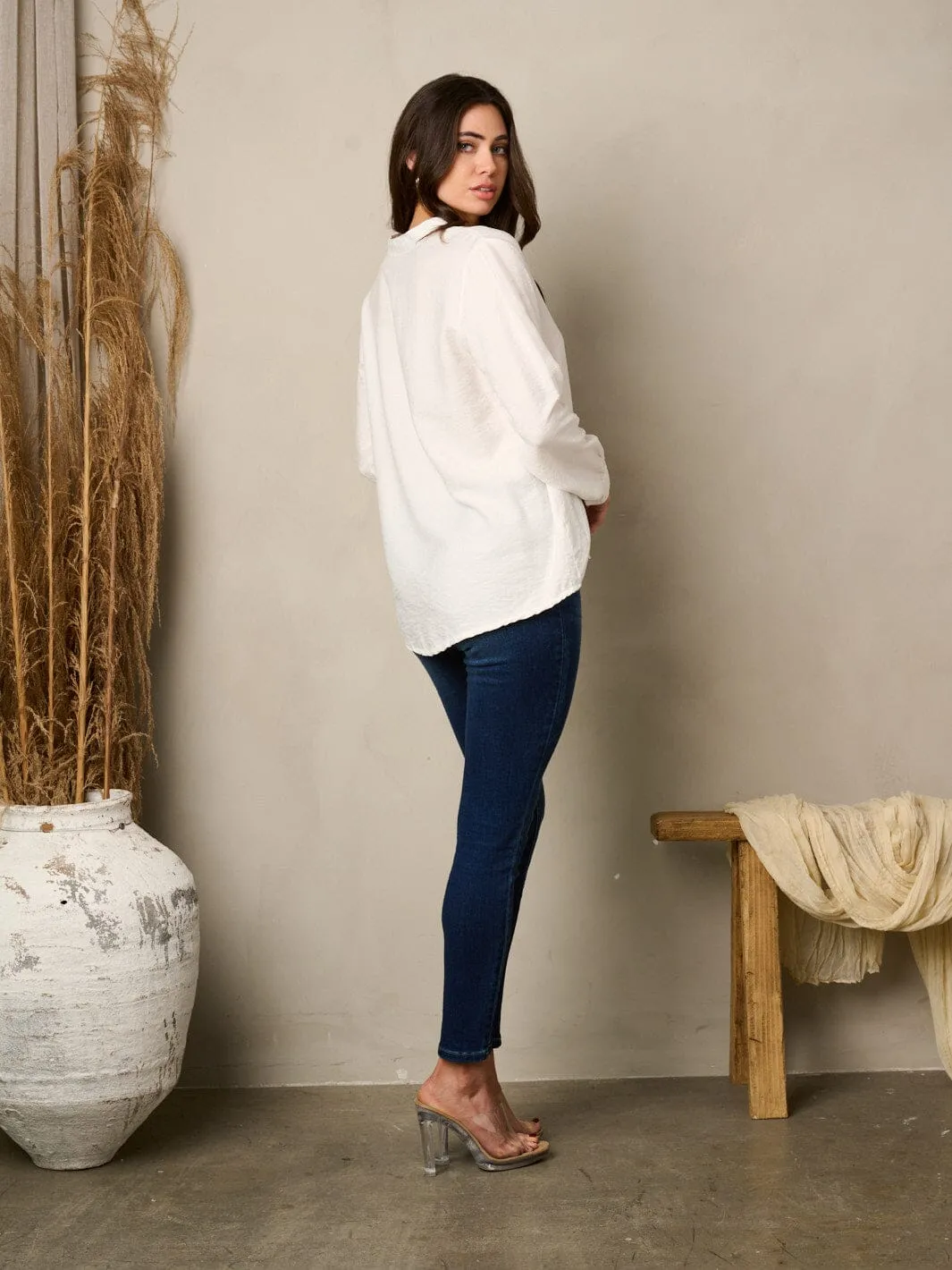 WOMEN'S LONG SLEEVE V-NECK LOOSE FIT TOP
