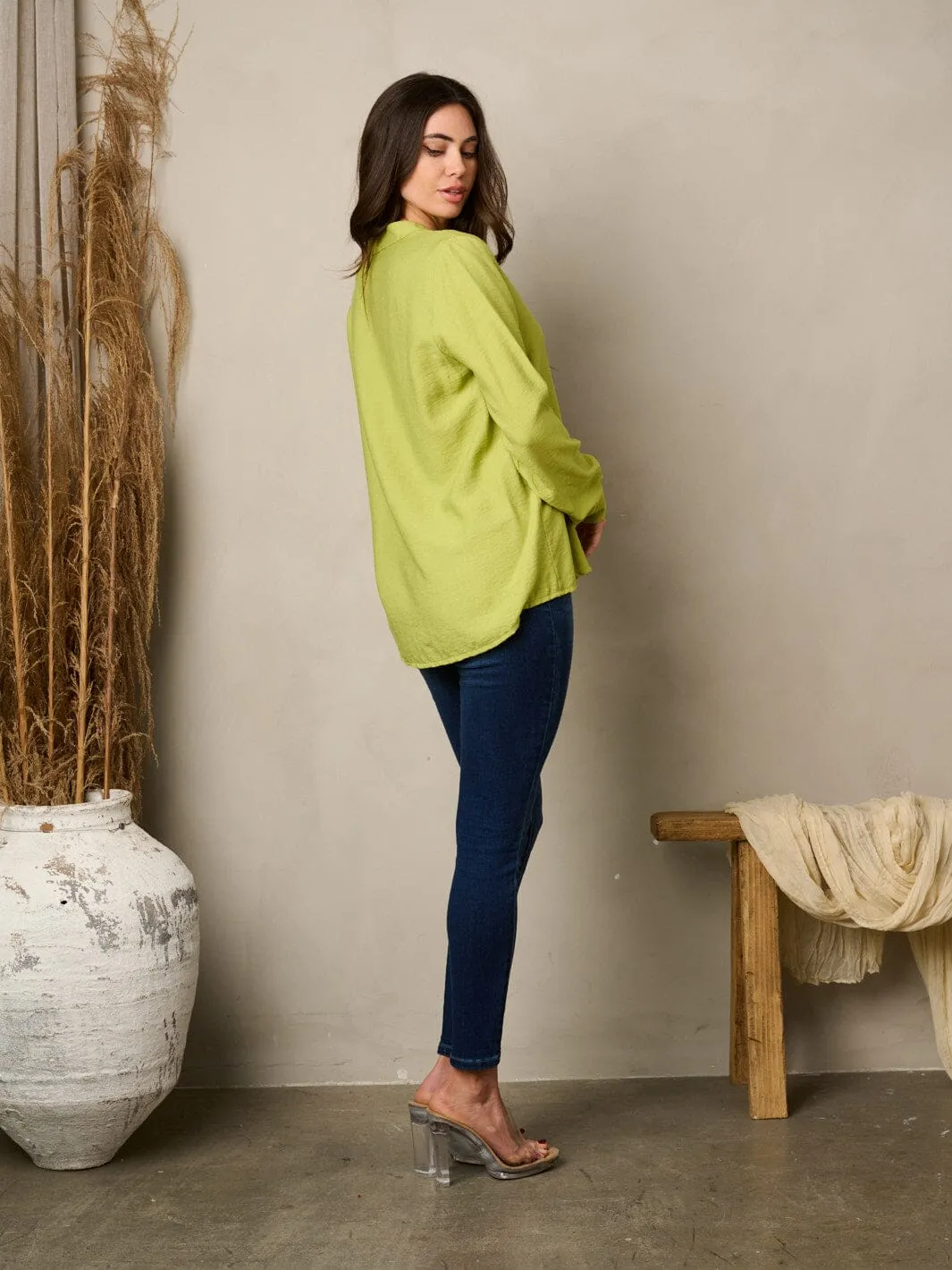 WOMEN'S LONG SLEEVE V-NECK LOOSE FIT TOP