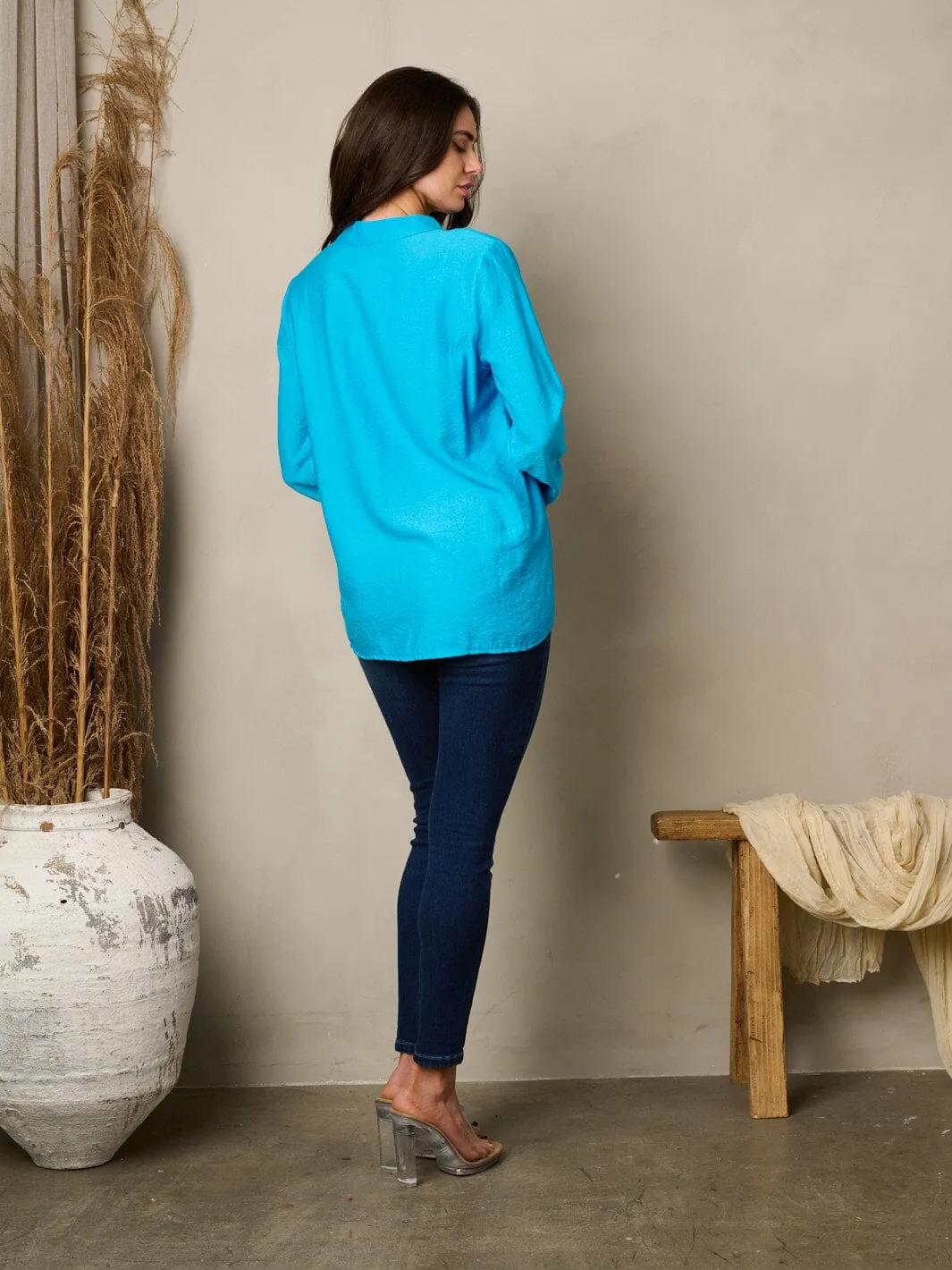 WOMEN'S LONG SLEEVE V-NECK LOOSE FIT TOP