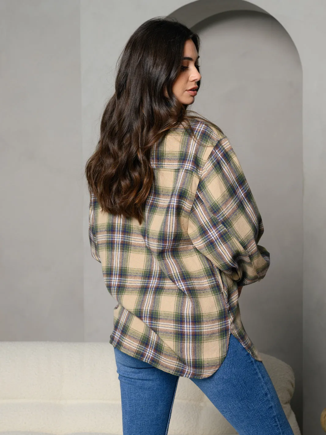 WOMEN'S PLAID BUTTON UP FLANNEL WITH FRONT POCKET LONG SLEEVE TOP