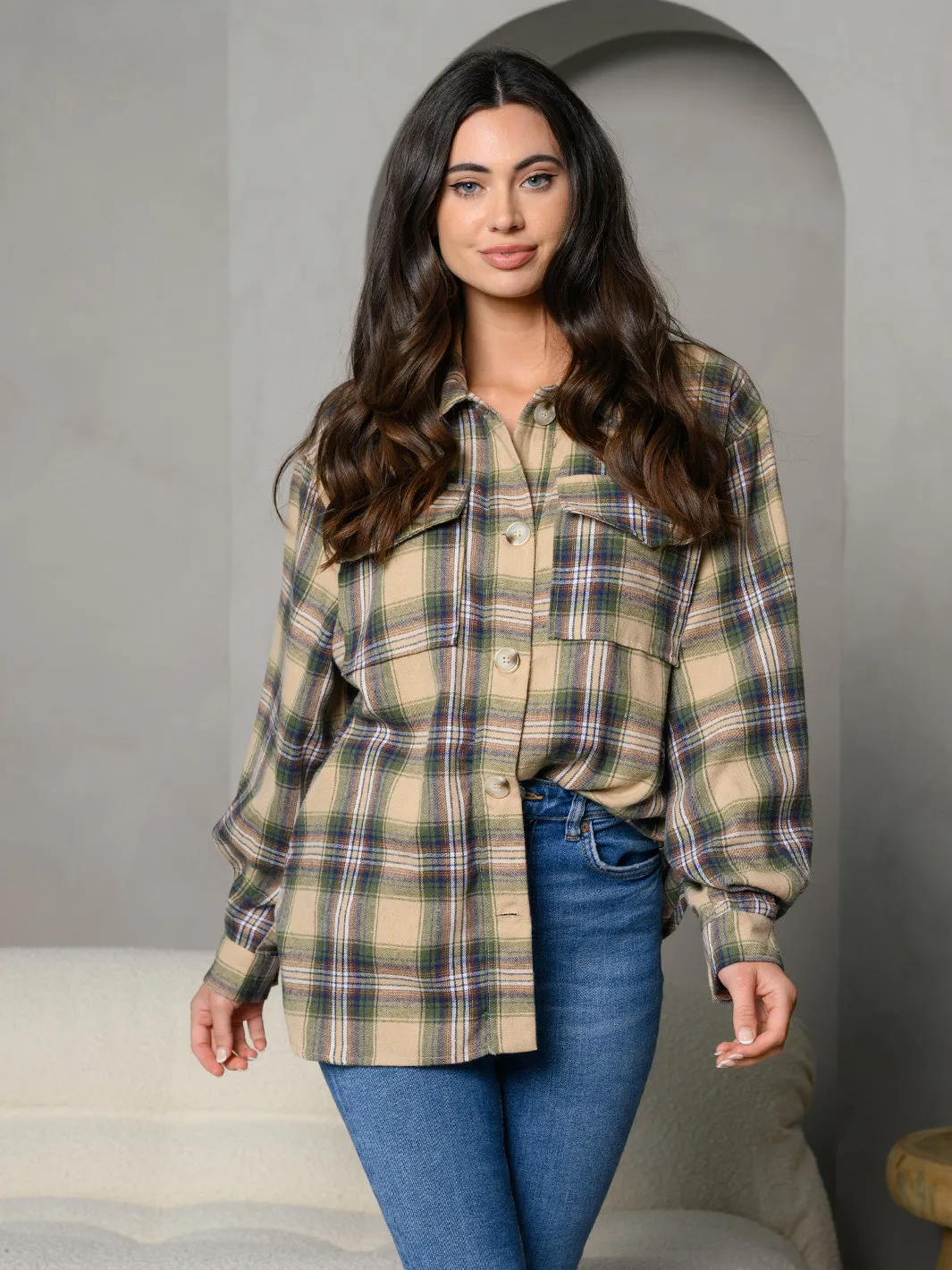 WOMEN'S PLAID BUTTON UP FLANNEL WITH FRONT POCKET LONG SLEEVE TOP