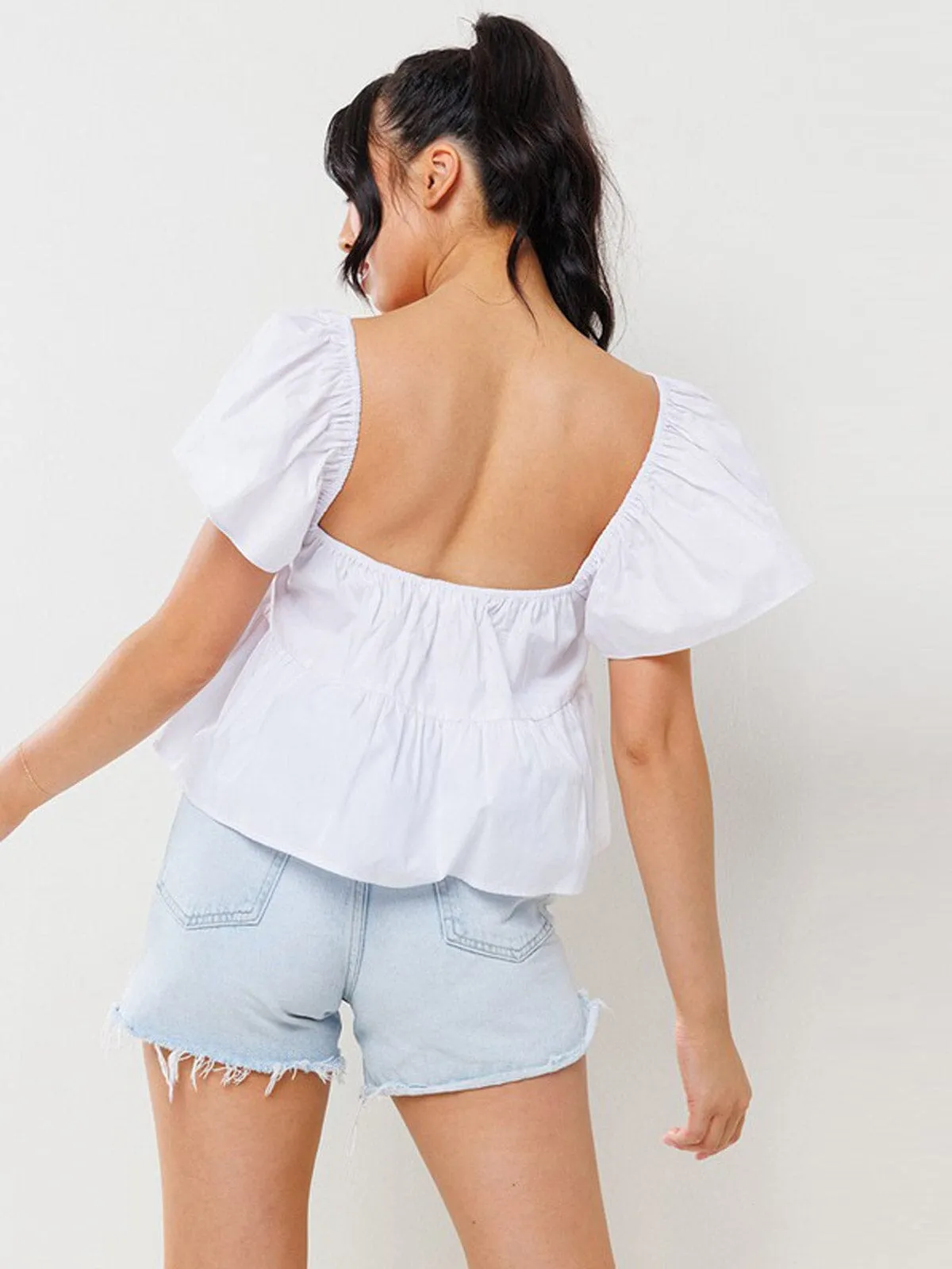 WOMEN'S SHORT RUFFLE SLEEVE EMBROIDERY DETAILED BLOUSE TOP