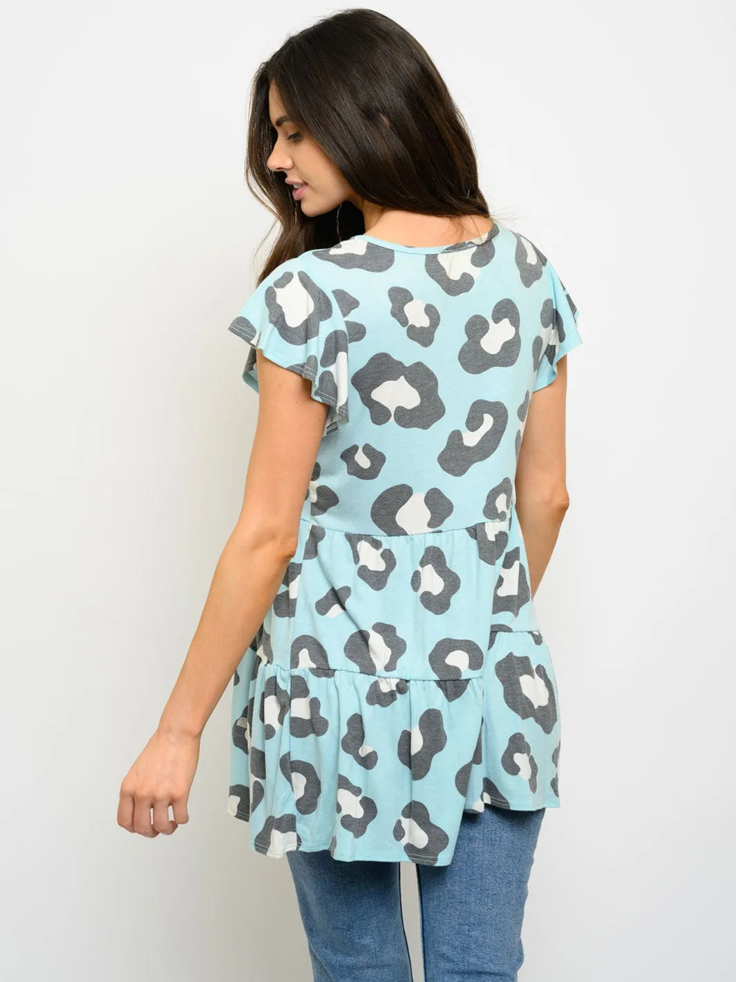 WOMEN'S SHORT SLEEVE ANIMAL PRINT TIERED TOP