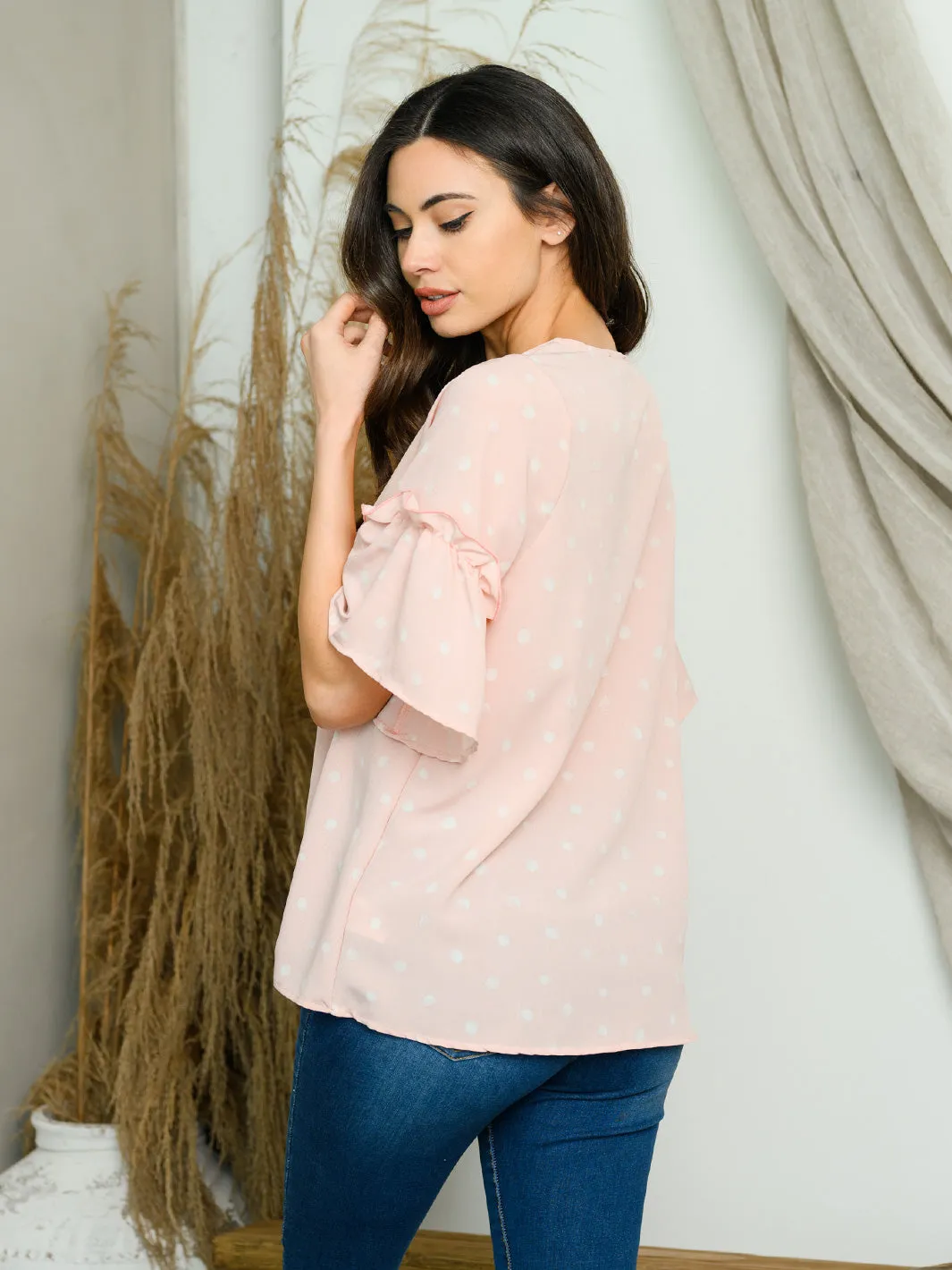 WOMEN'S SHORT SLEEVE POLKA DOT V-NECK TOP