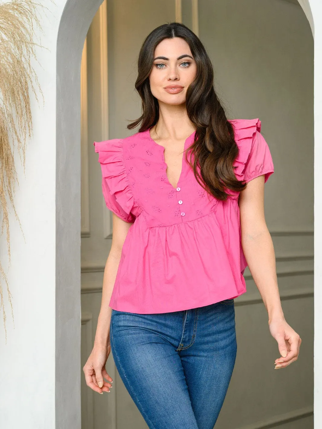 WOMEN'S SHORT SLEEVE RUFFLE DETAIL POPLIN TOP